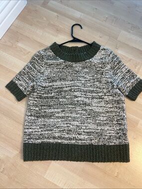Anthropologie Olive & Cream Marled Short-Sleeve Crew Sweater